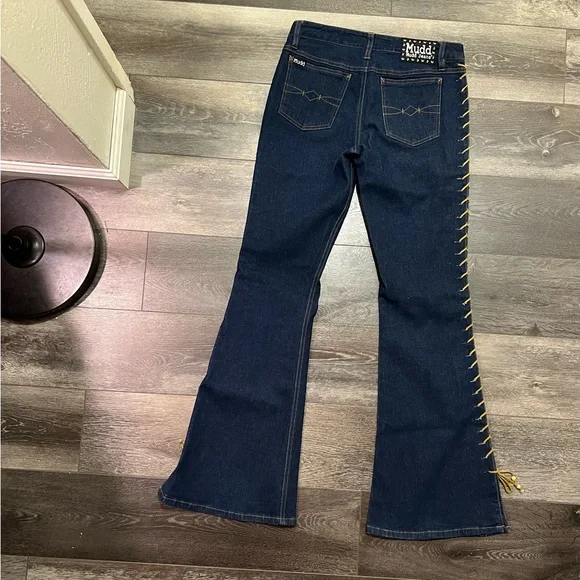 🚫SOLD🚫 Vintage Y2K Lace Up Mudd Yo! Flare Jeans - Picture 3 of 4